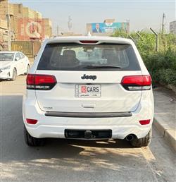 جیپ گراند شیرۆکی